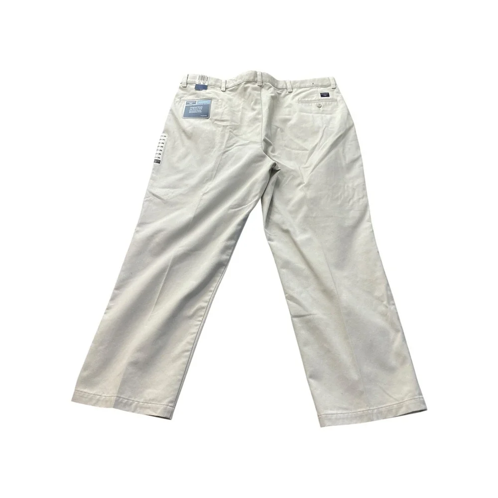 Dockers Mens Classic Fit Pleated Khaki Pants W44 L30 Cotton‎